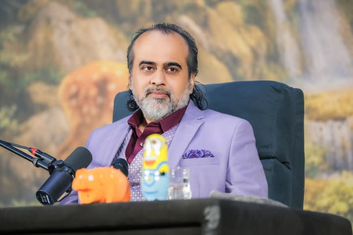Acharya Prashant