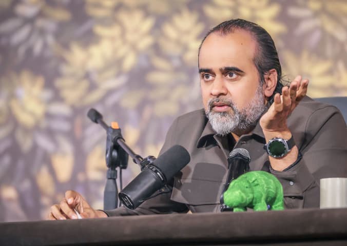 Acharya Prashant