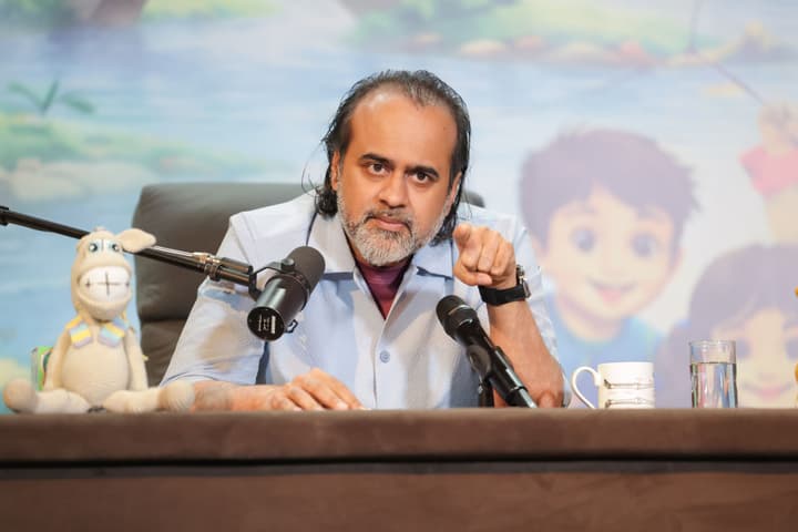 Acharya Prashant