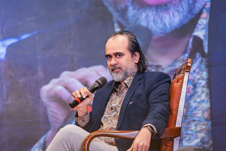 Acharya Prashant