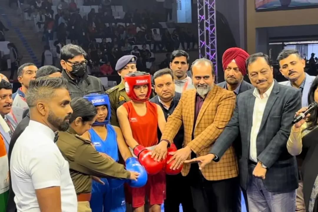 लड़ाई आख़िर तक