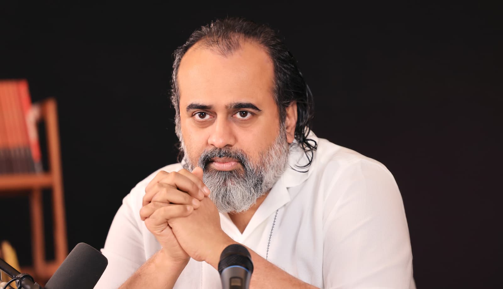 संतों का रोना क्या दर्शाता है?