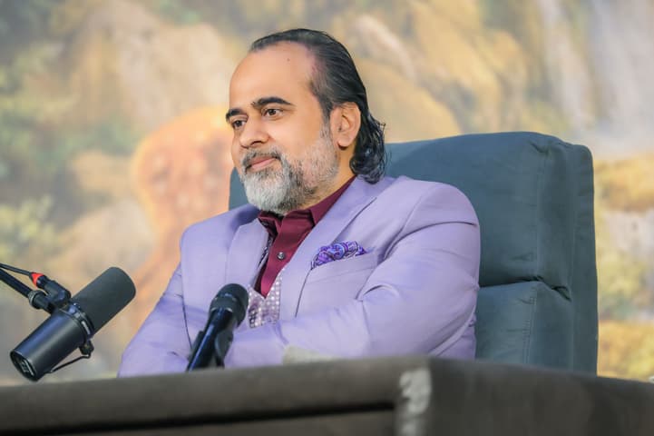 Acharya Prashant