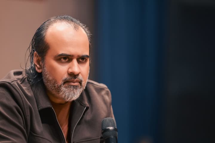 Acharya Prashant