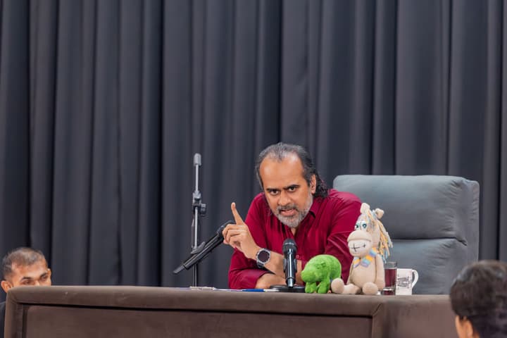 Acharya Prashant