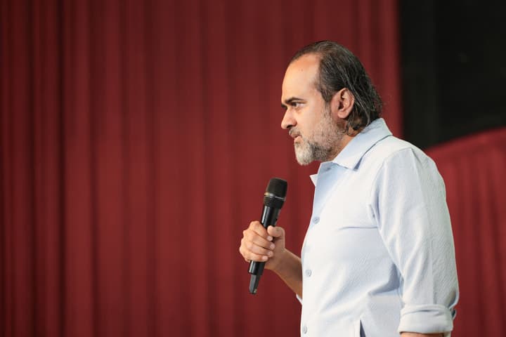 Acharya Prashant