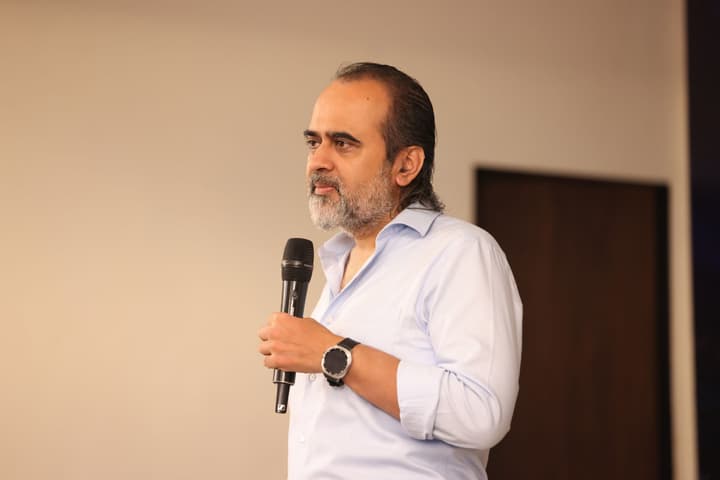 Acharya Prashant
