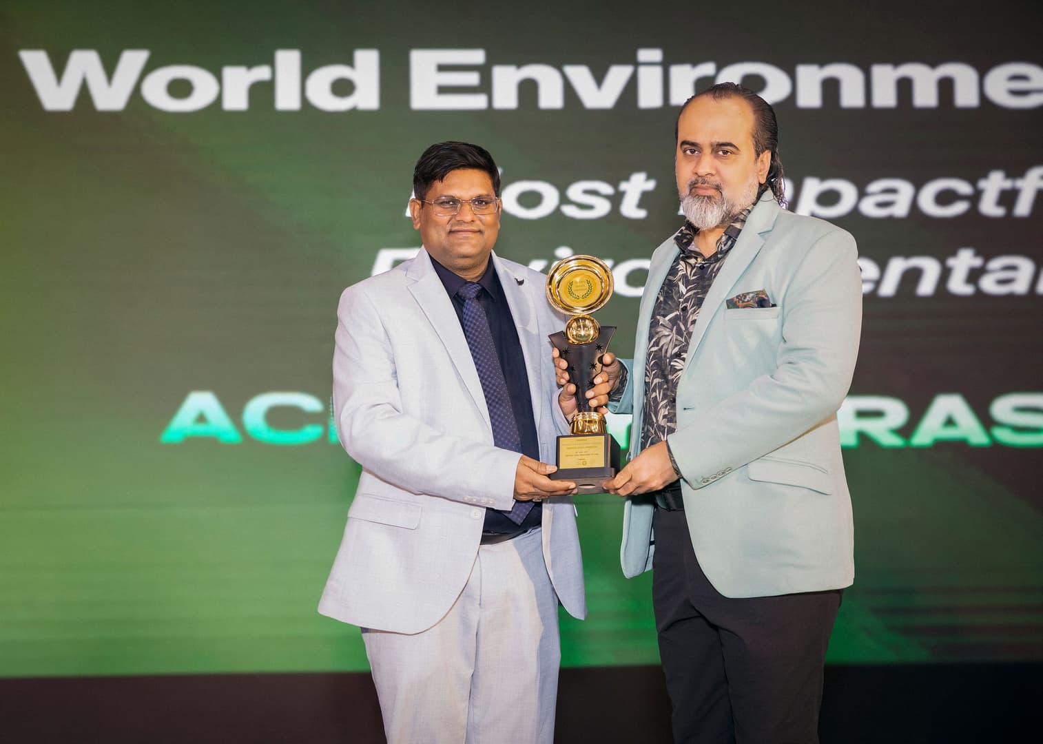 Acharya Prashant honoured with "Most Impactful Environmentalist" Award
