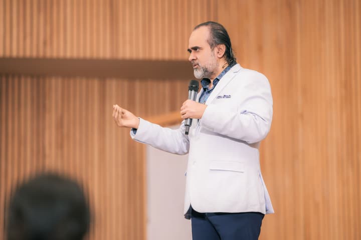 Acharya Prashant