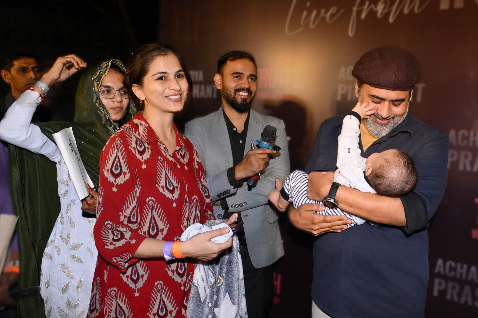 Acharya Prashant Named the Child - Arjav