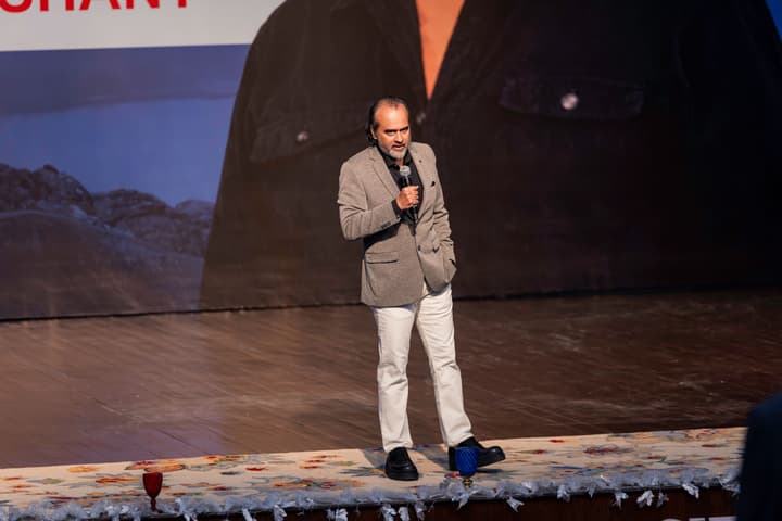 Acharya Prashant