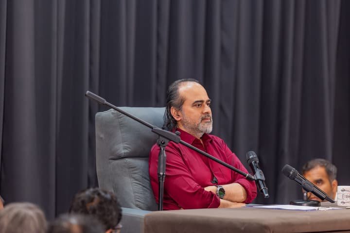 Acharya Prashant