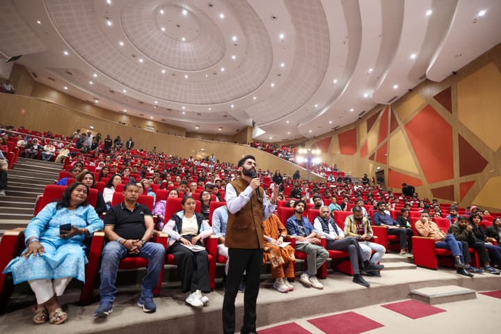 Acharya Prashant