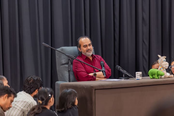 Acharya Prashant
