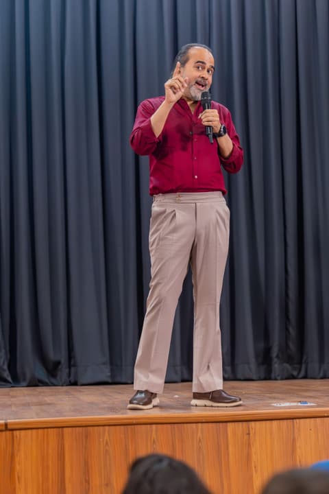 Acharya Prashant