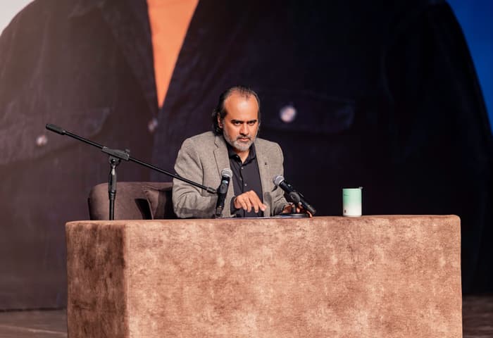 Acharya Prashant