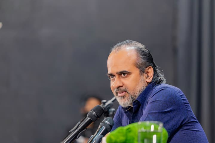 Acharya Prashant