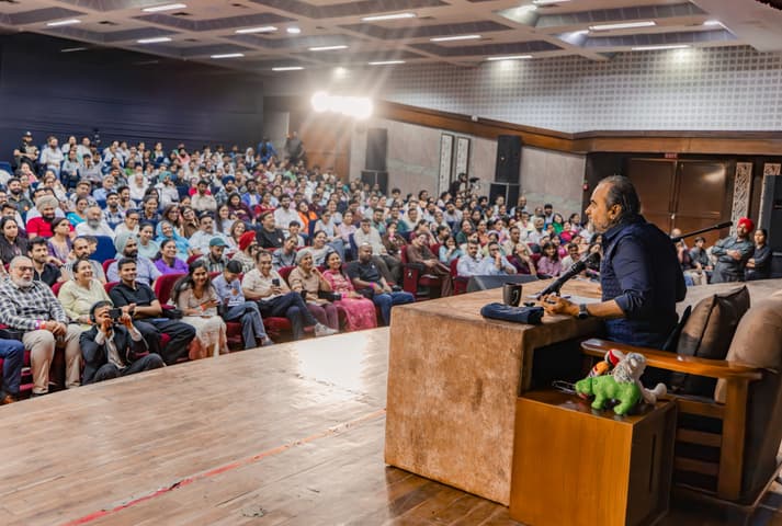 Acharya Prashant