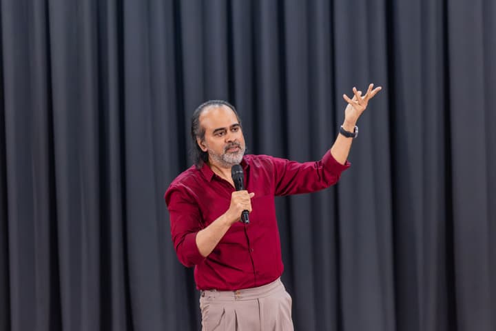 Acharya Prashant