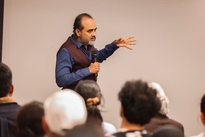 Acharya Prashant