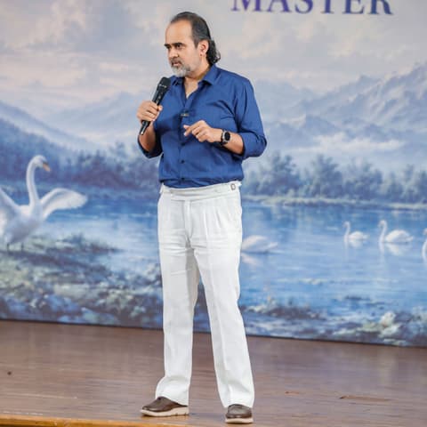 Acharya Prashant