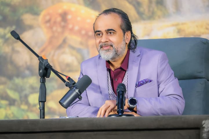 Acharya Prashant