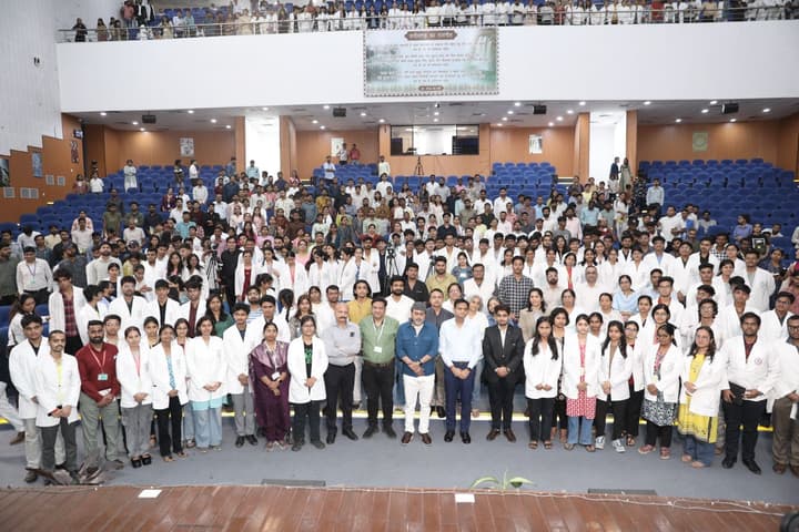 With Gita Students at AIIMS Raipur